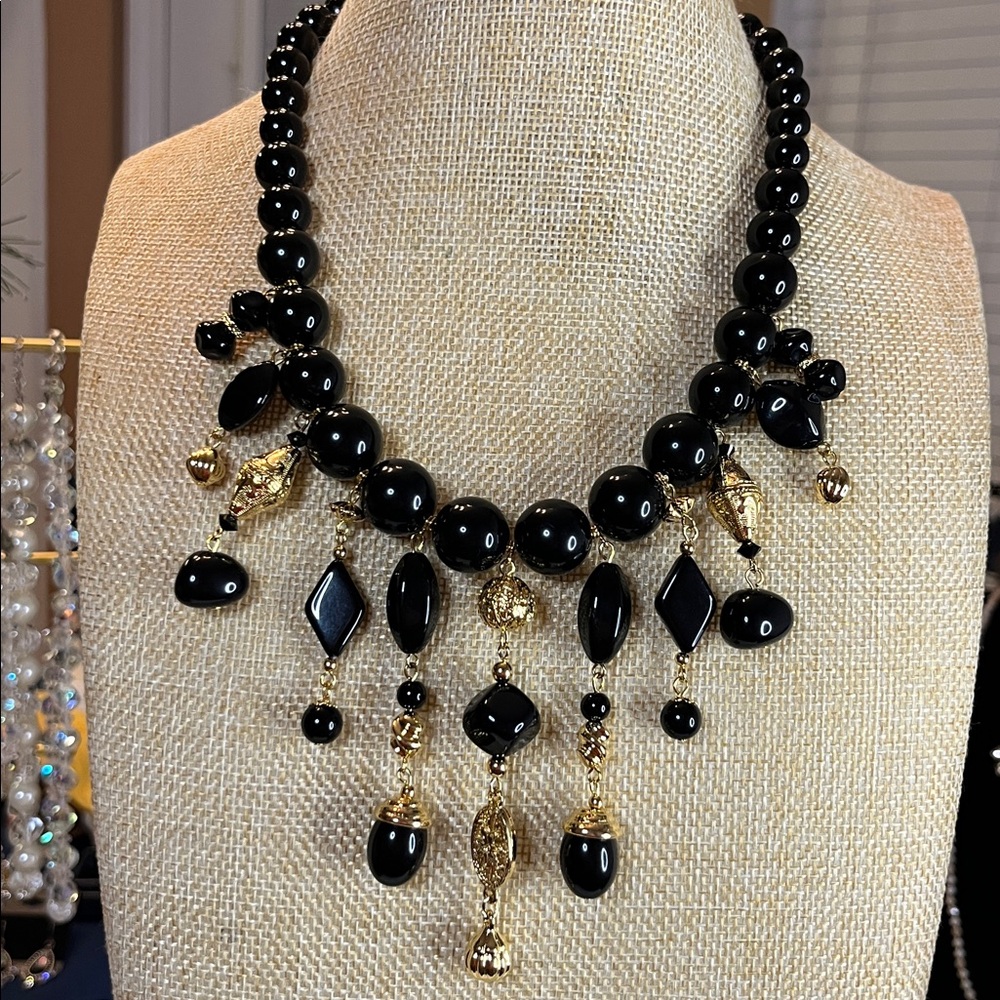 Elegant Japan Black and Gold Statement Necklace